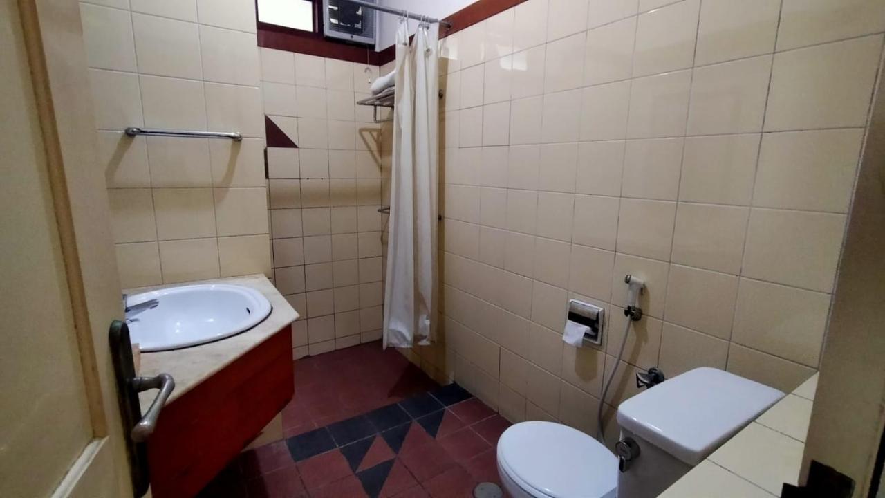 Gunung Geulis Cottages Managed By Royal Tulip Богор Екстериор снимка