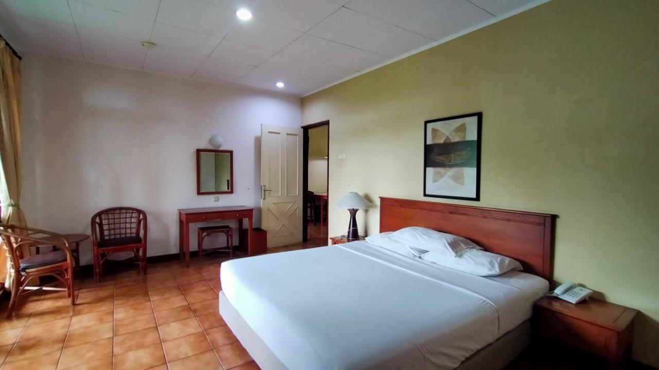 Gunung Geulis Cottages Managed By Royal Tulip Богор Екстериор снимка