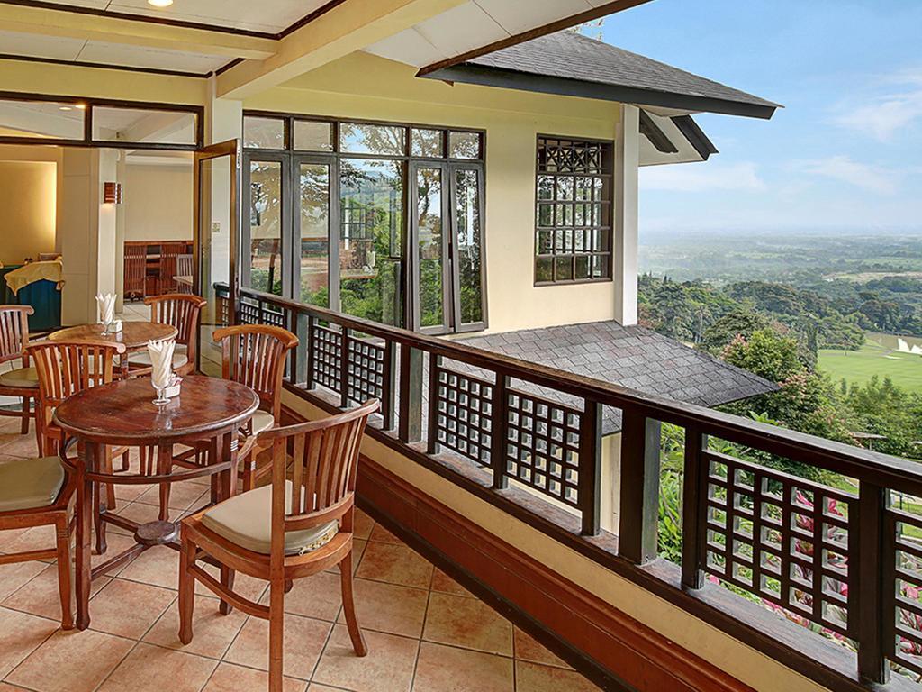 Gunung Geulis Cottages Managed By Royal Tulip Богор Екстериор снимка