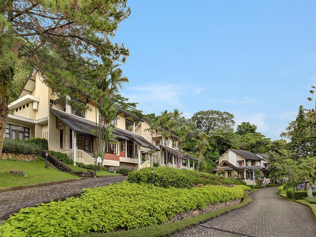 Gunung Geulis Cottages Managed By Royal Tulip Богор Екстериор снимка