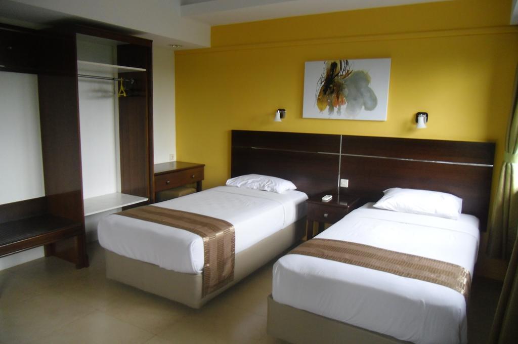 Gunung Geulis Cottages Managed By Royal Tulip Богор Екстериор снимка