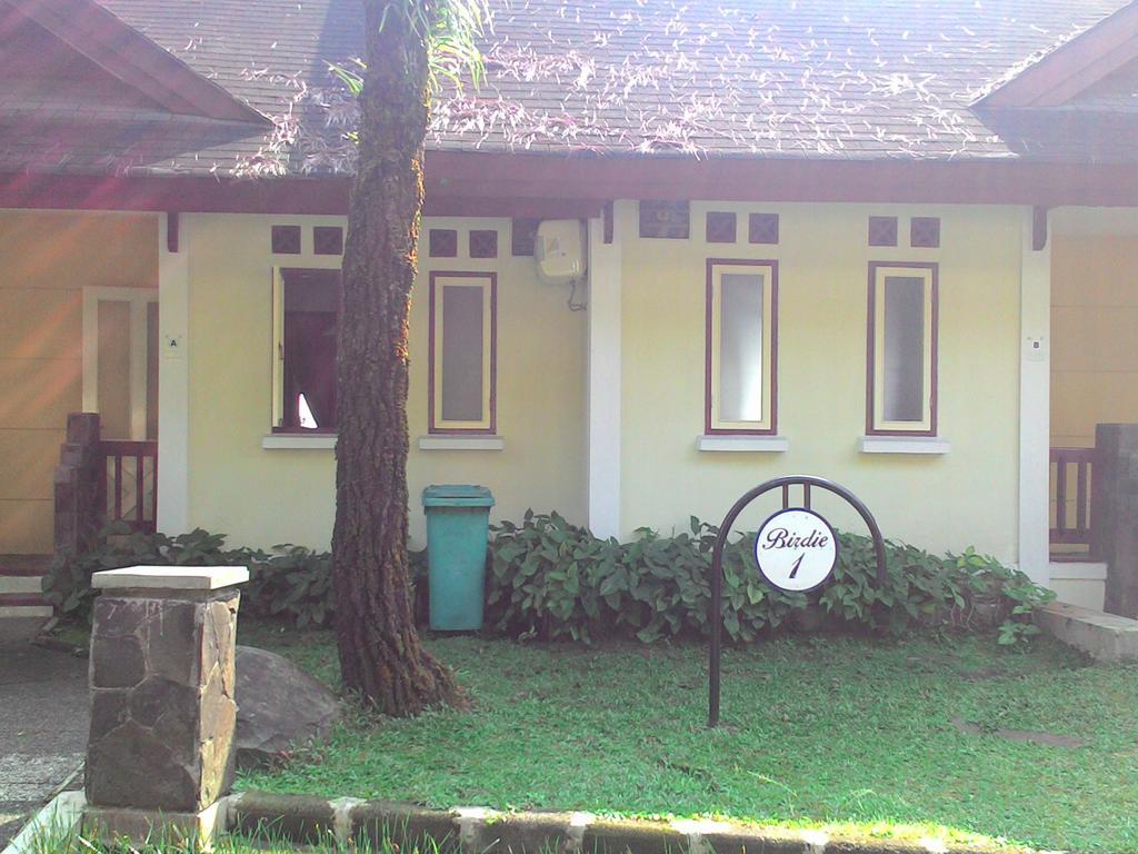 Gunung Geulis Cottages Managed By Royal Tulip Богор Екстериор снимка